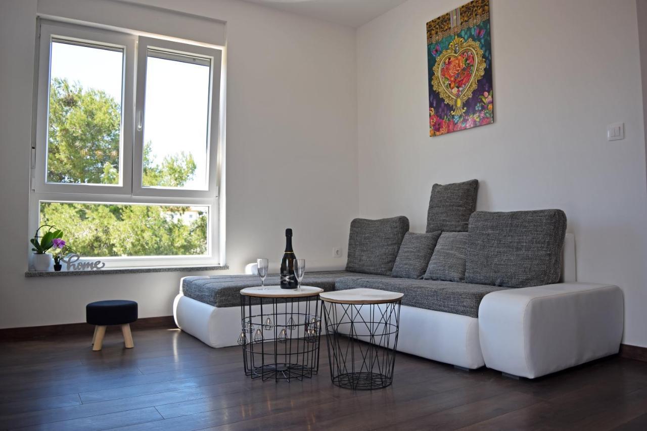 PUY Apartment Summer Breeze מראה חיצוני תמונה